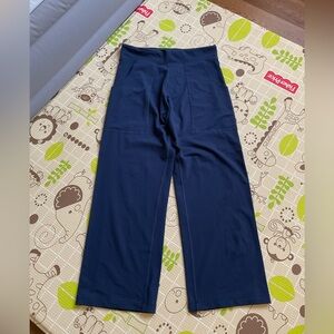 Lululemon Men’s Kung fu navy blue pants